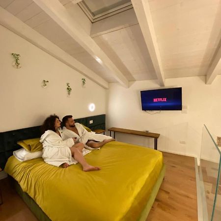 Suite61 Altamura Luaran gambar