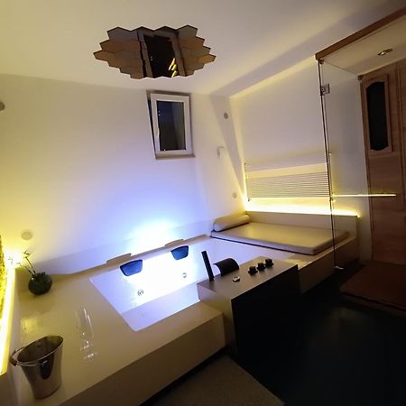 Suite61 Altamura Luaran gambar